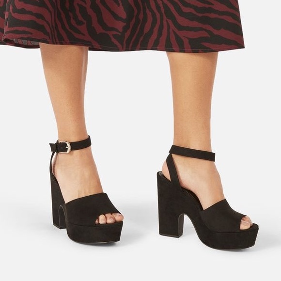 JustFab Britt Black Faux Suede Open Toe Platform Heels Sz 9.5 - Picture 1 of 8